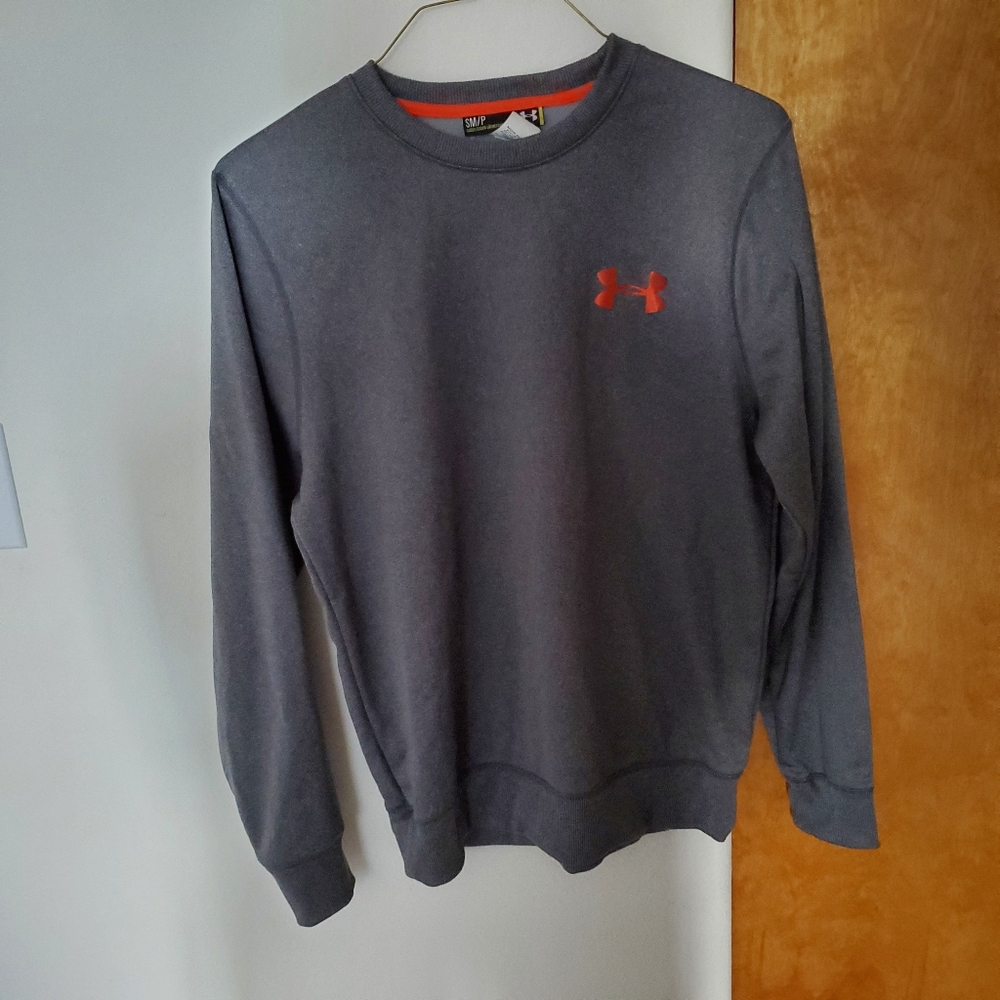 Grey sweater